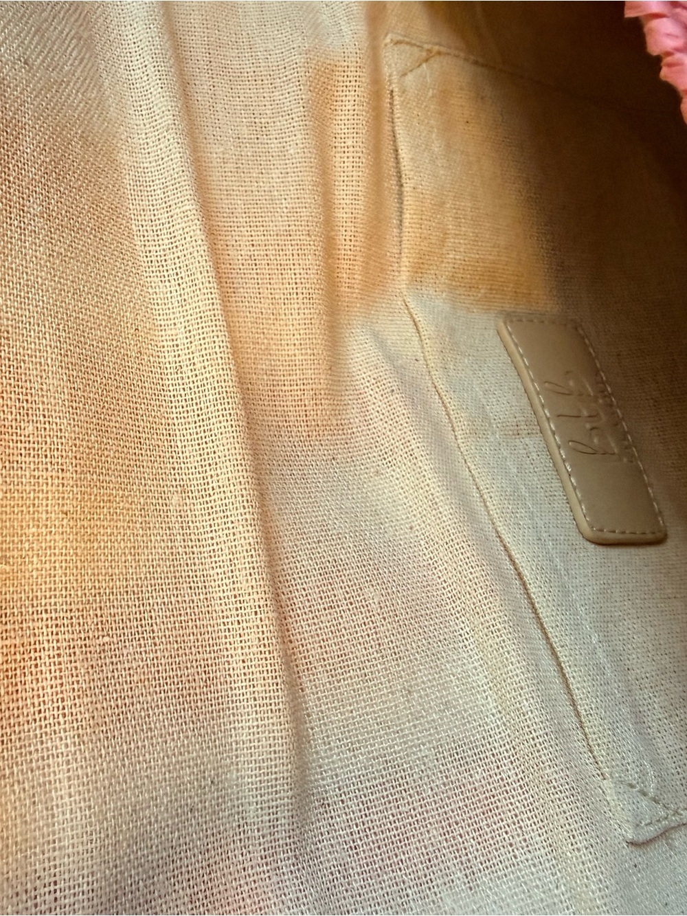 BTB Los Angeles Straw Clutch with Pearl Hearts Detail - Picture 9 of 10